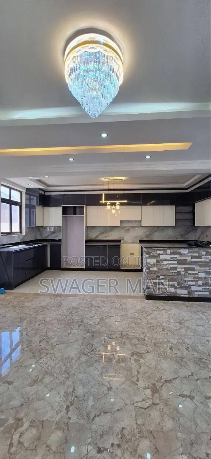 Furnished 7bdrm Townhouse/Terrace in Ayat Compaund, Yeka for sale