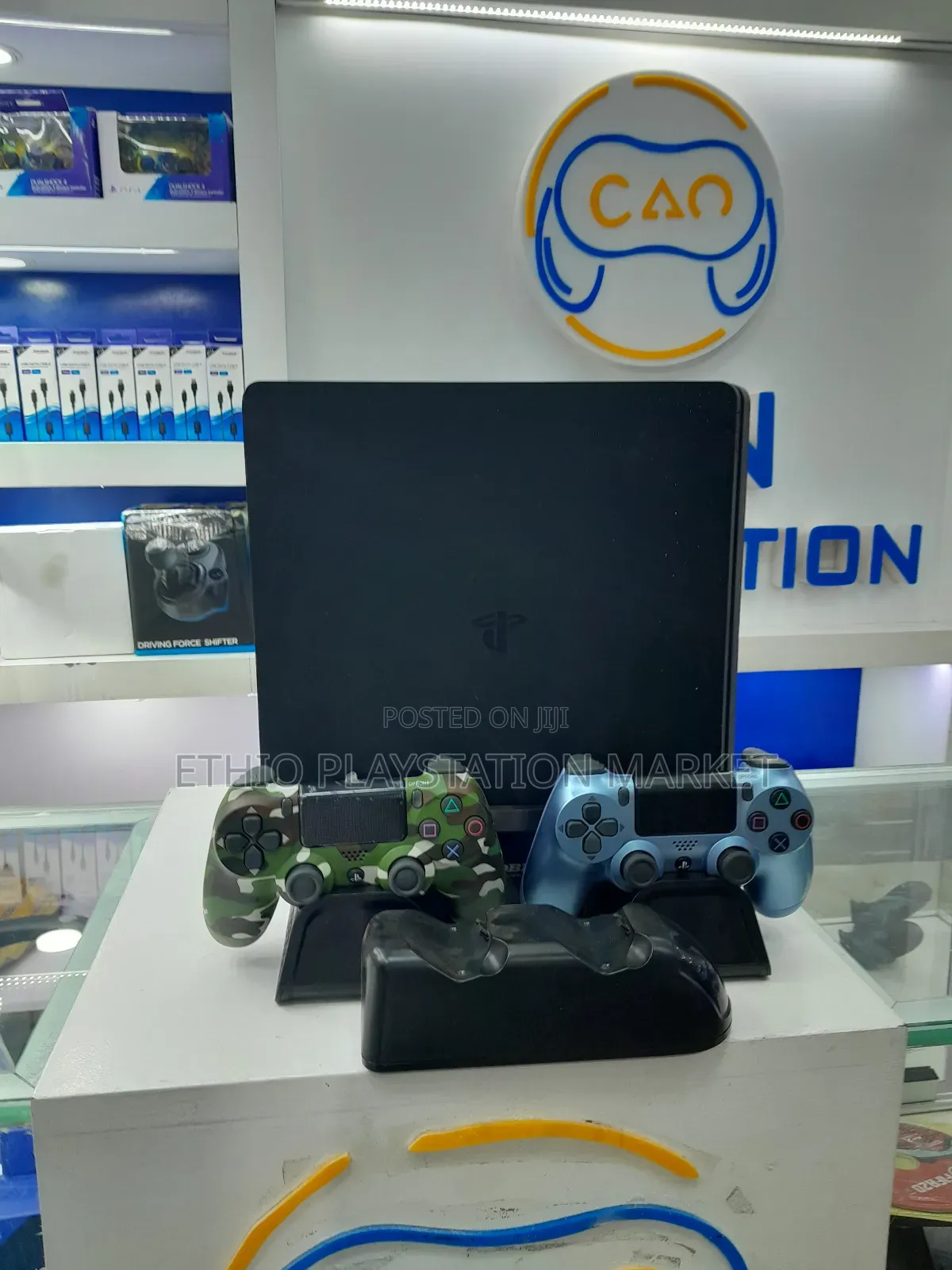 Playstation 4 Slim በ 12.00 እና በ 9.00 ቨርጅን
