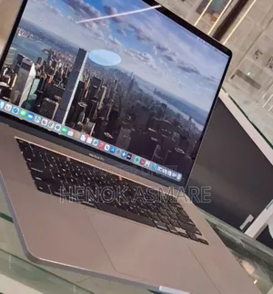 New Laptop Apple MacBook Pro 2019 32GB Intel Core I7 SSD 512GB