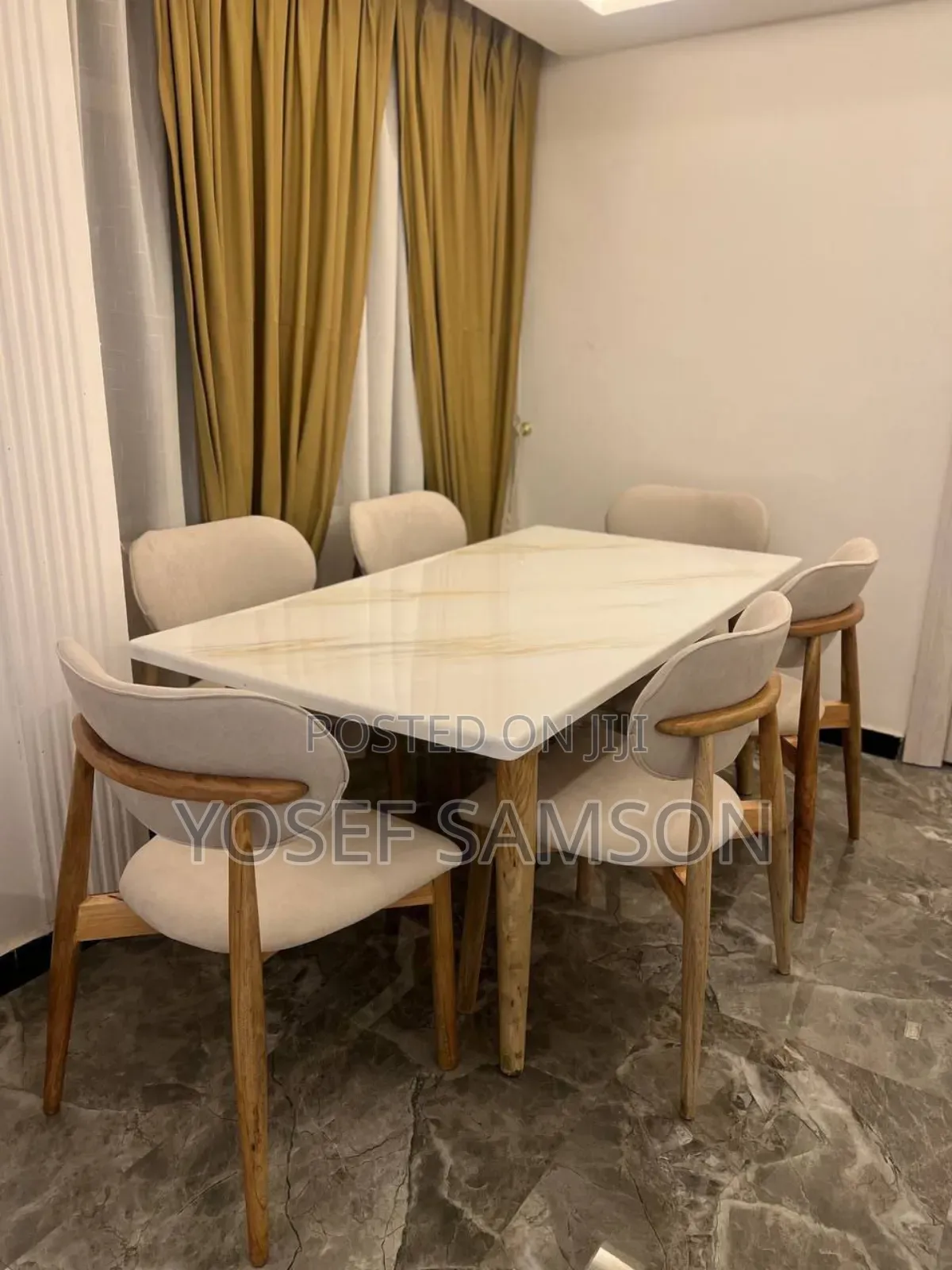 Dinning Table With 6 Chairs