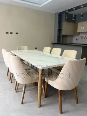 Dinning Table With 6 Chairs