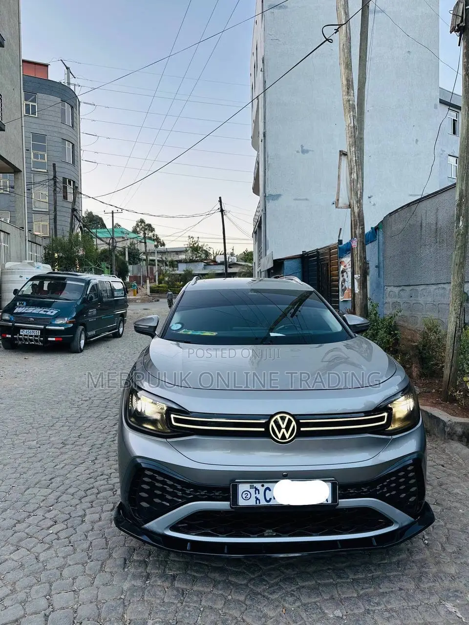 Volkswagen ID.6 2022 Gold