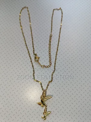 Unique Shiny Butterfly Necklace – Elegant Fashion Jewelry