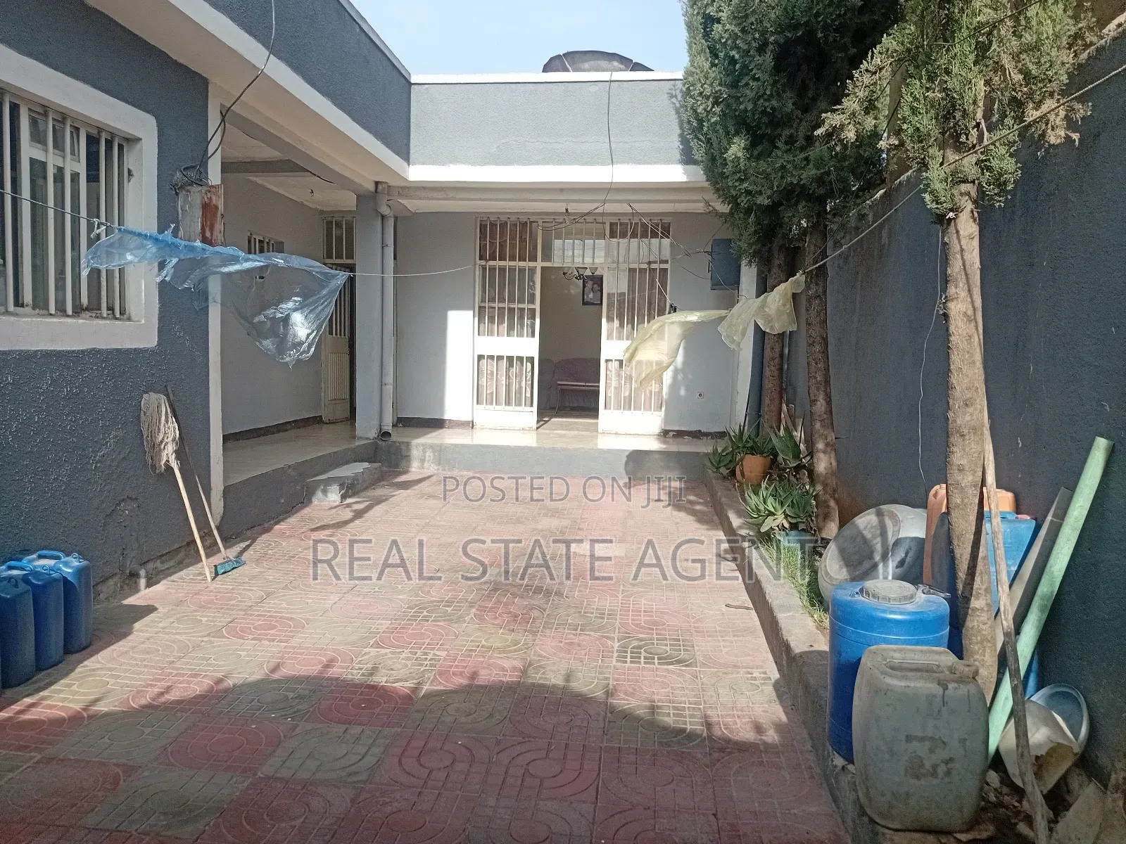 4bdrm Villa in Nifas Silk-Lafto for sale