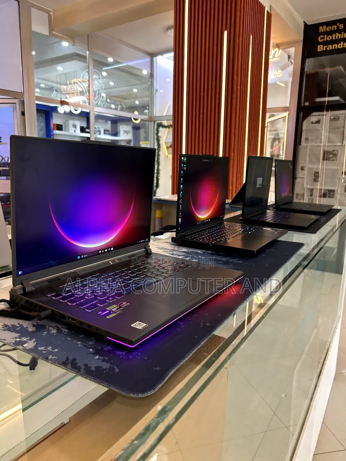 New Laptop HP Omen 17 16GB Intel Core I9 SSD 1T