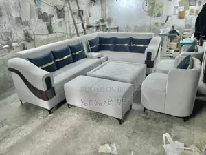 Adonay Sofa Design With Table