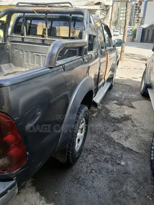 Toyota Hilux 2.5 D-4D 4X4 SRX 2009 Gray