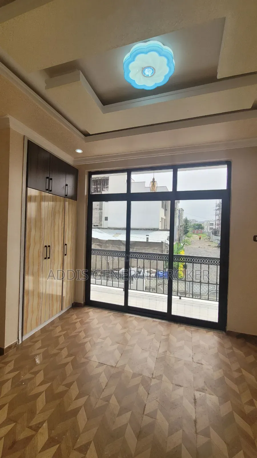 9bdrm House in Bole Bulbula for sale