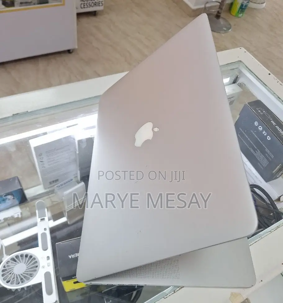 New Laptop Apple MacBook Pro 2014 16GB Intel Core i7 SSD 256GB