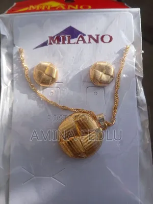 የእጅ የአንገት የግንባር የጀሮ የጣት የአፍንጫ የግንባር ጌጦችን ከፈላጉይደውሉ