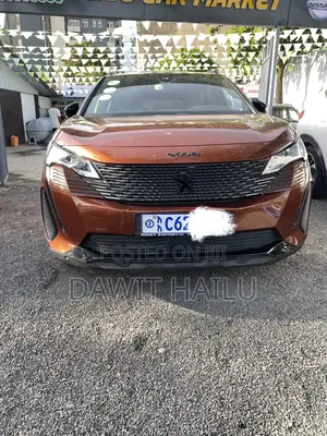 Peugeot 5008 2021 Beige