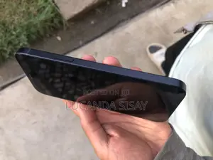 Apple iPhone 12 64 GB Black