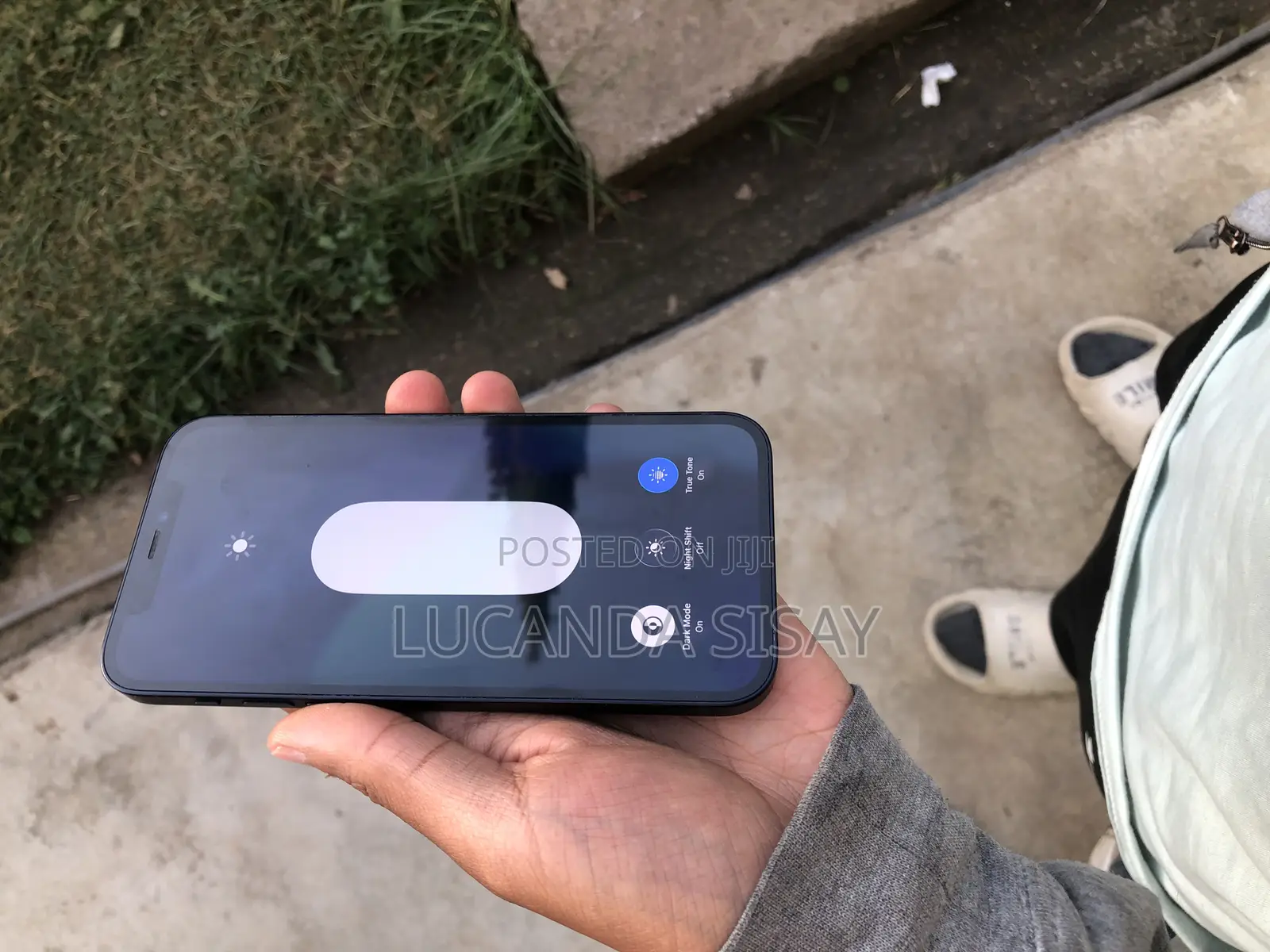 Apple iPhone 12 64 GB Black