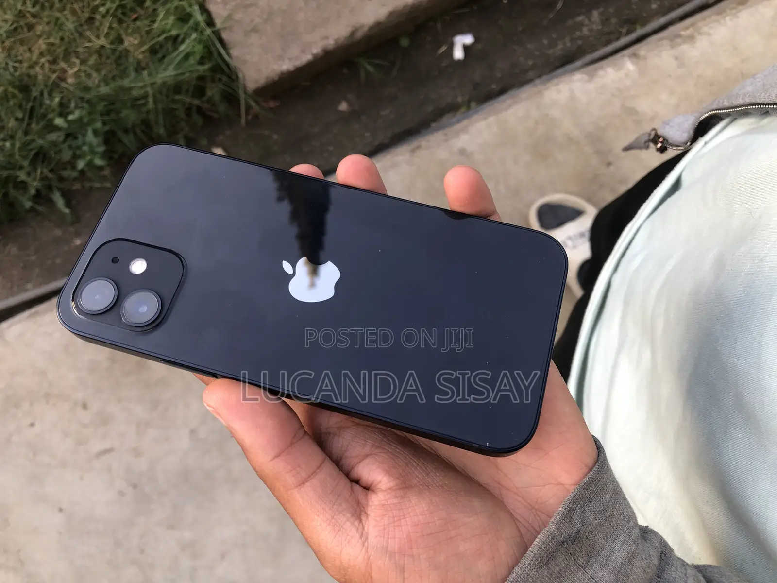 Apple iPhone 12 64 GB Black