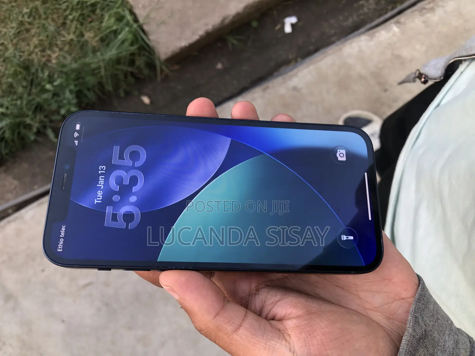 Apple iPhone 12 64 GB Black