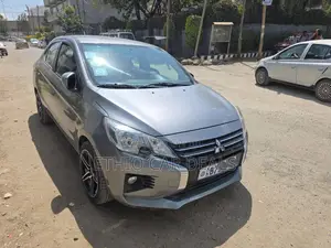 Mitsubishi Attrage 2021 Gray