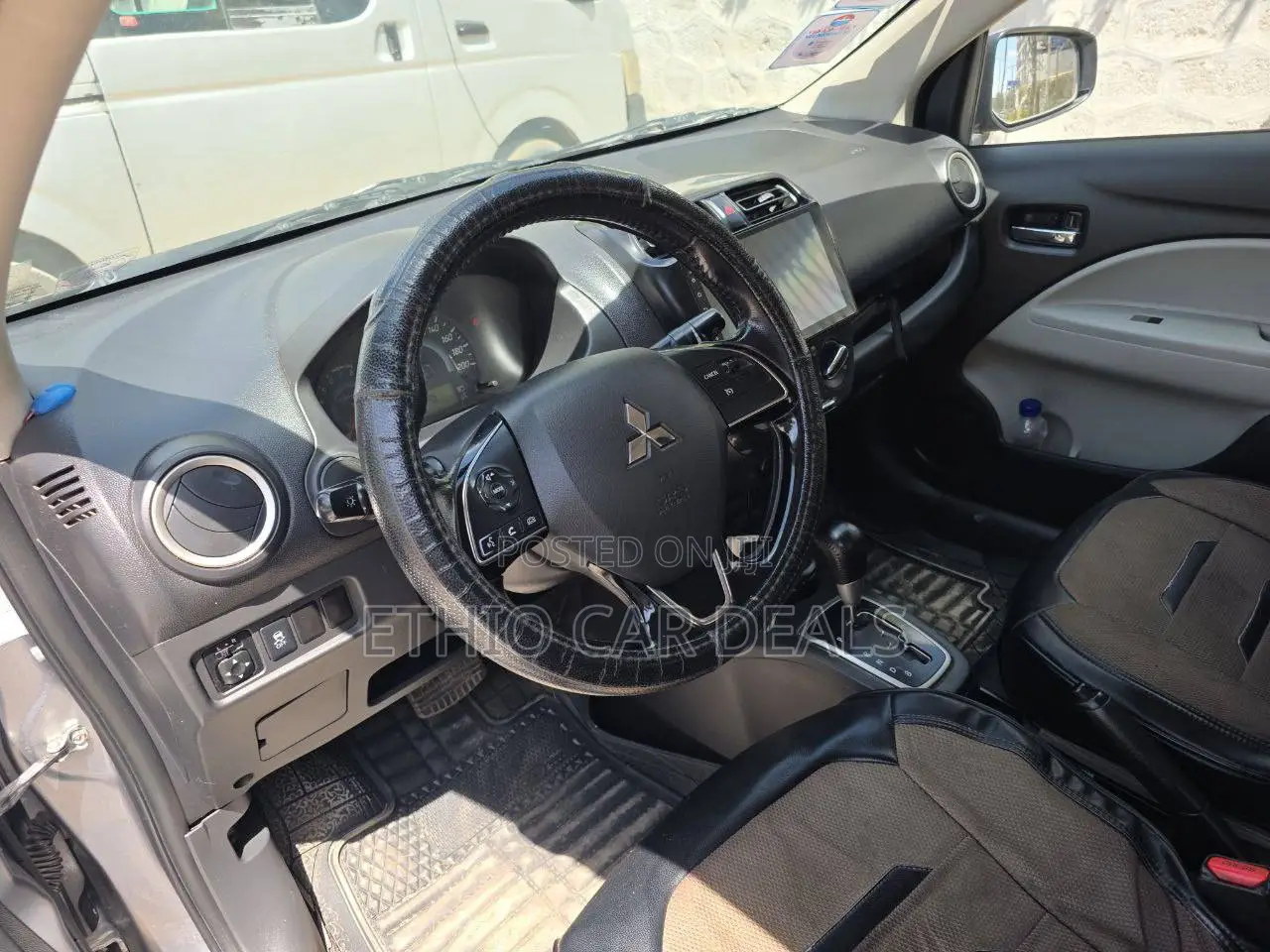 Mitsubishi Attrage 2021 Gray