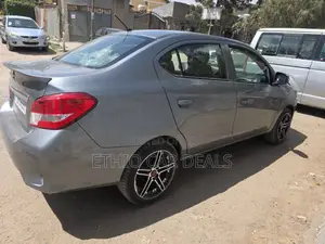 Mitsubishi Attrage 2021 Gray