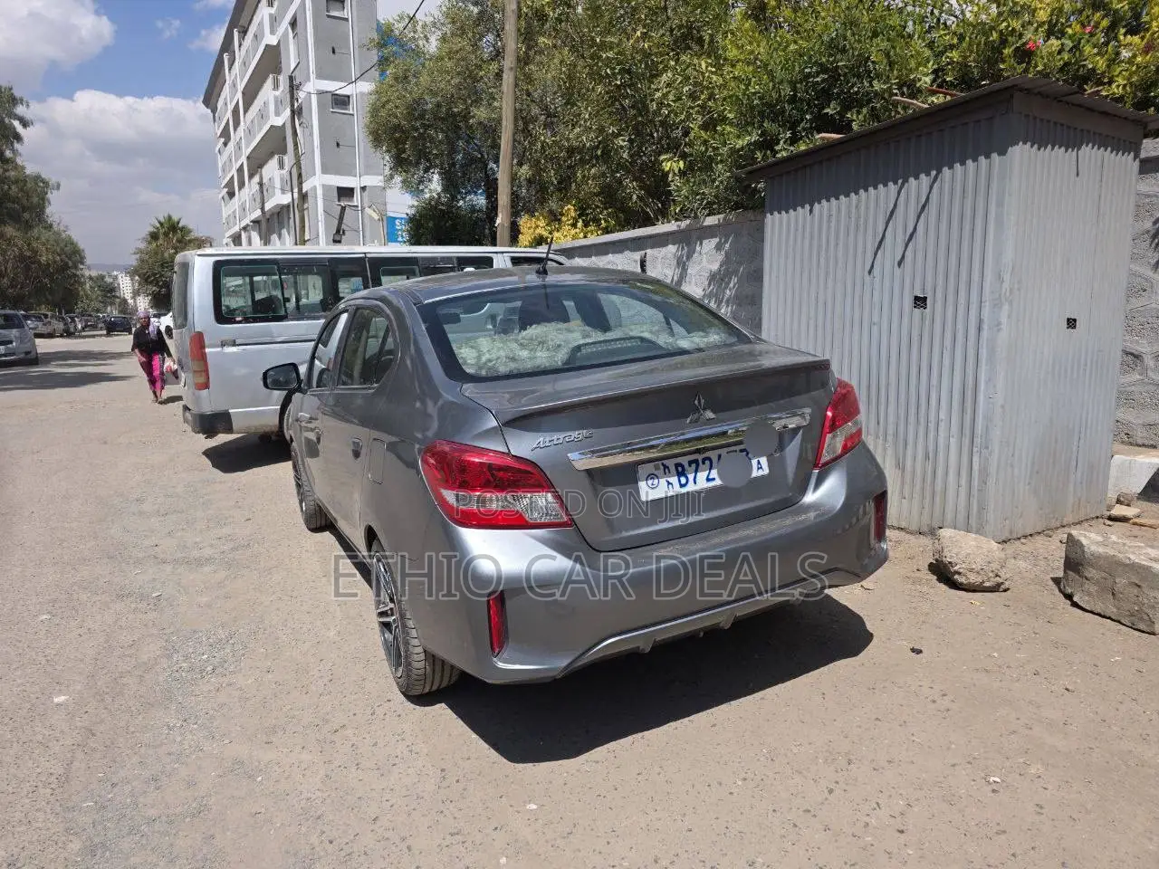 Mitsubishi Attrage 2021 Gray