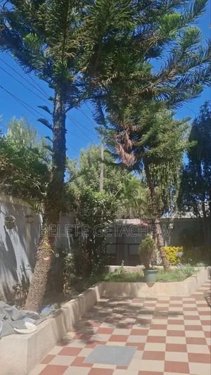 8bdrm House in Ayat, B+G+2, Luxury, Bole for sale