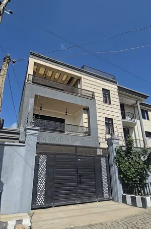 7bdrm House in Bulbula, Bole for sale