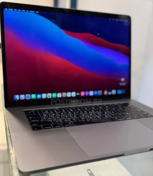 New Laptop Apple MacBook Pro 2016 16GB Intel Core I7 SSD 256GB