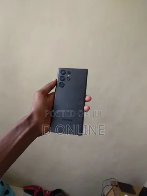 New Samsung Galaxy S22 Ultra 128 GB Black