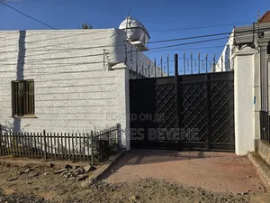 5bdrm House in Oromia-Finfinne for sale