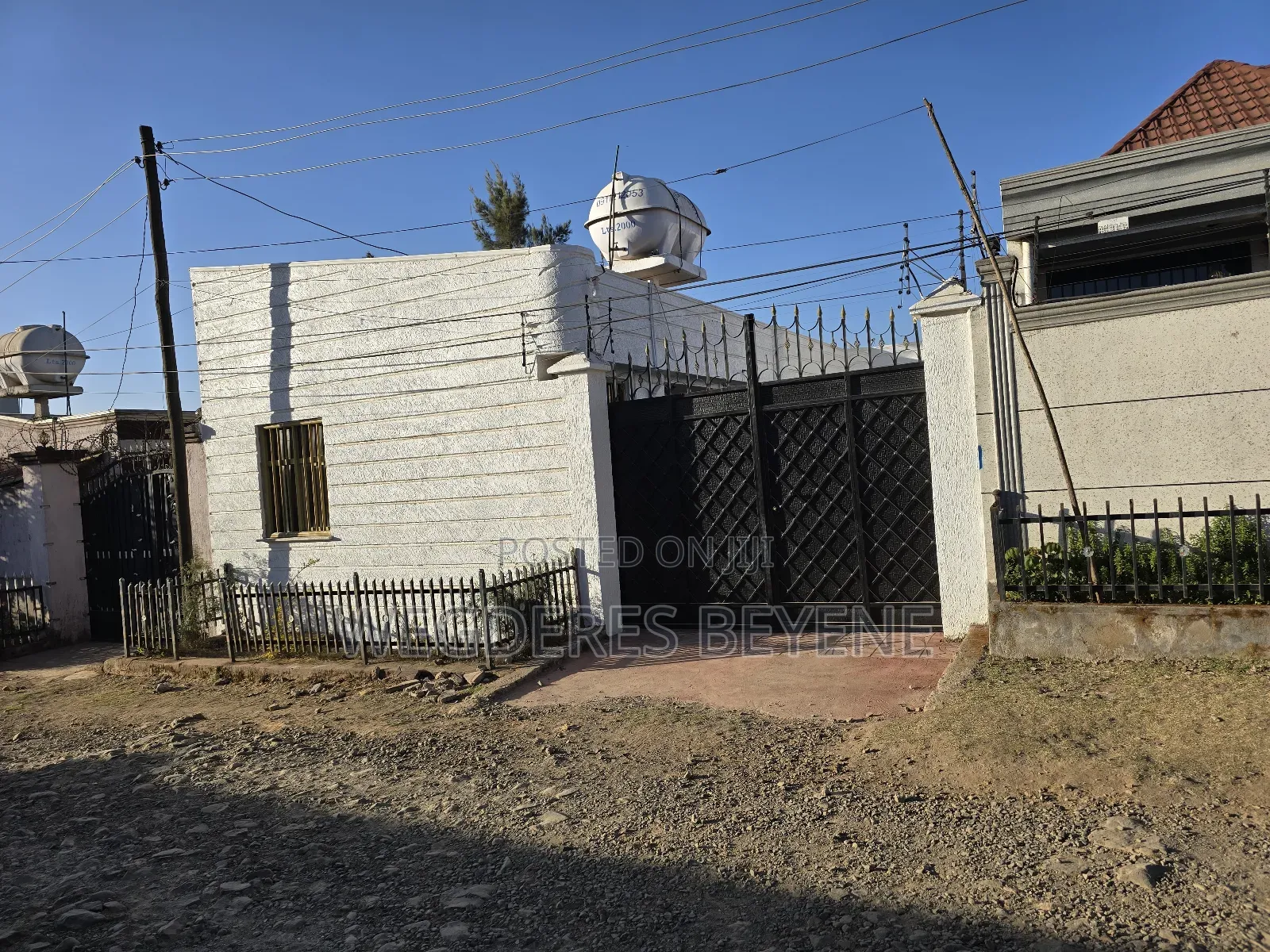 5bdrm House in Oromia-Finfinne for sale