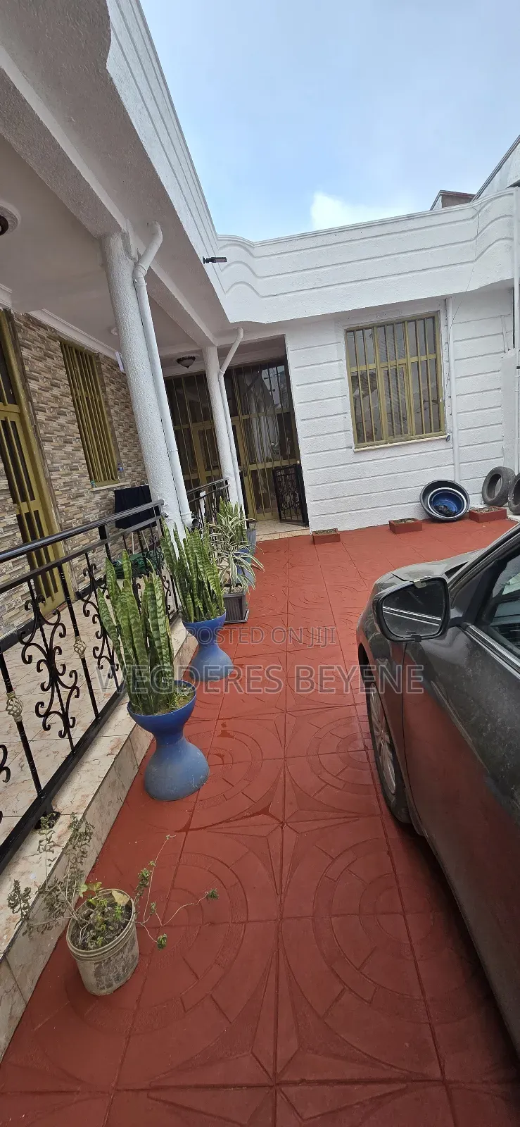 5bdrm House in Oromia-Finfinne for sale