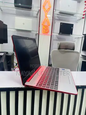 Laptop HP 250 G8 16GB Intel Core I7 SSD 512GB