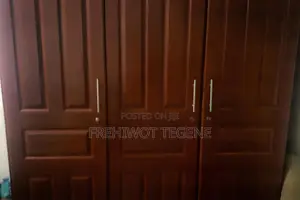 Closet | ቁምሳጥን | 1.80