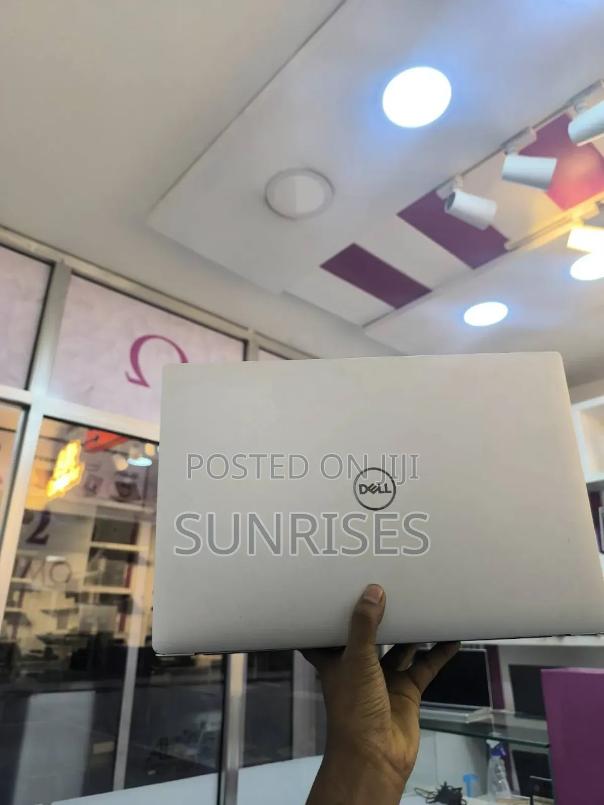 New Laptop Dell Precision 5520 16GB Intel Core I7 SSD 512GB