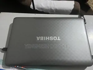 Laptop Toshiba Satellite L755 8GB Intel Core I7 HDD 1T