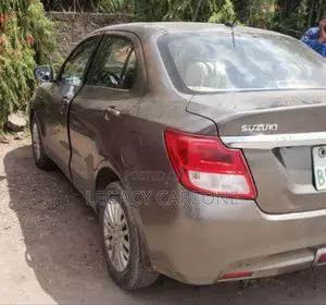 Suzuki Dzire 2022 Black