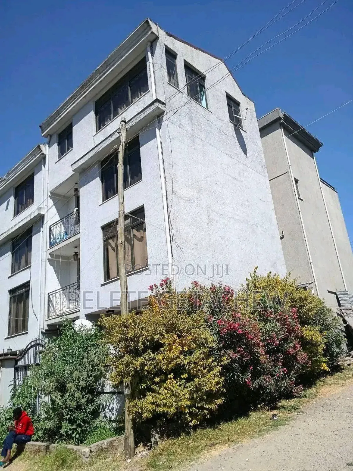 5bdrm House in Semit 72, G+3 Luxury, Bole for sale