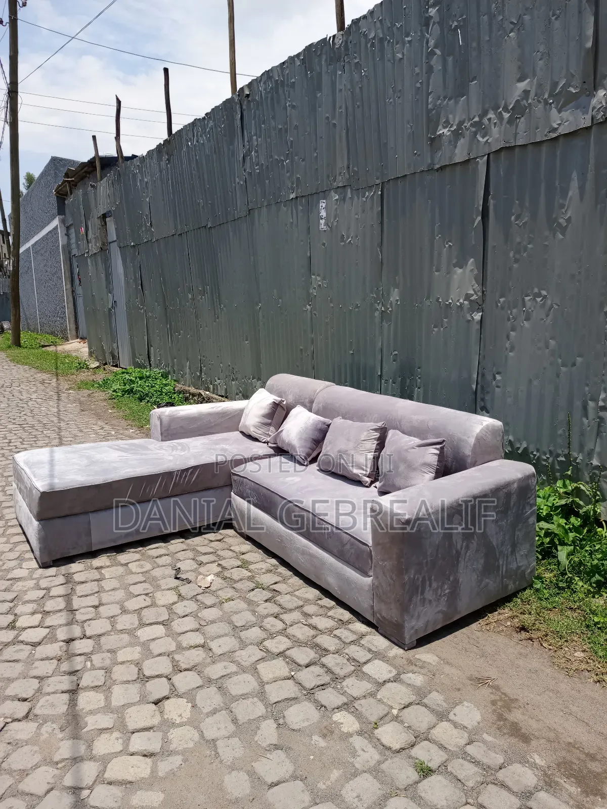 Sofa Code 4062