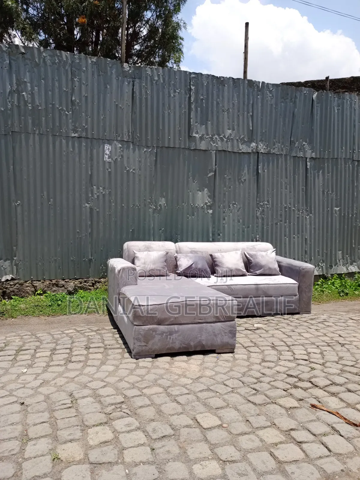 Sofa Code 4062