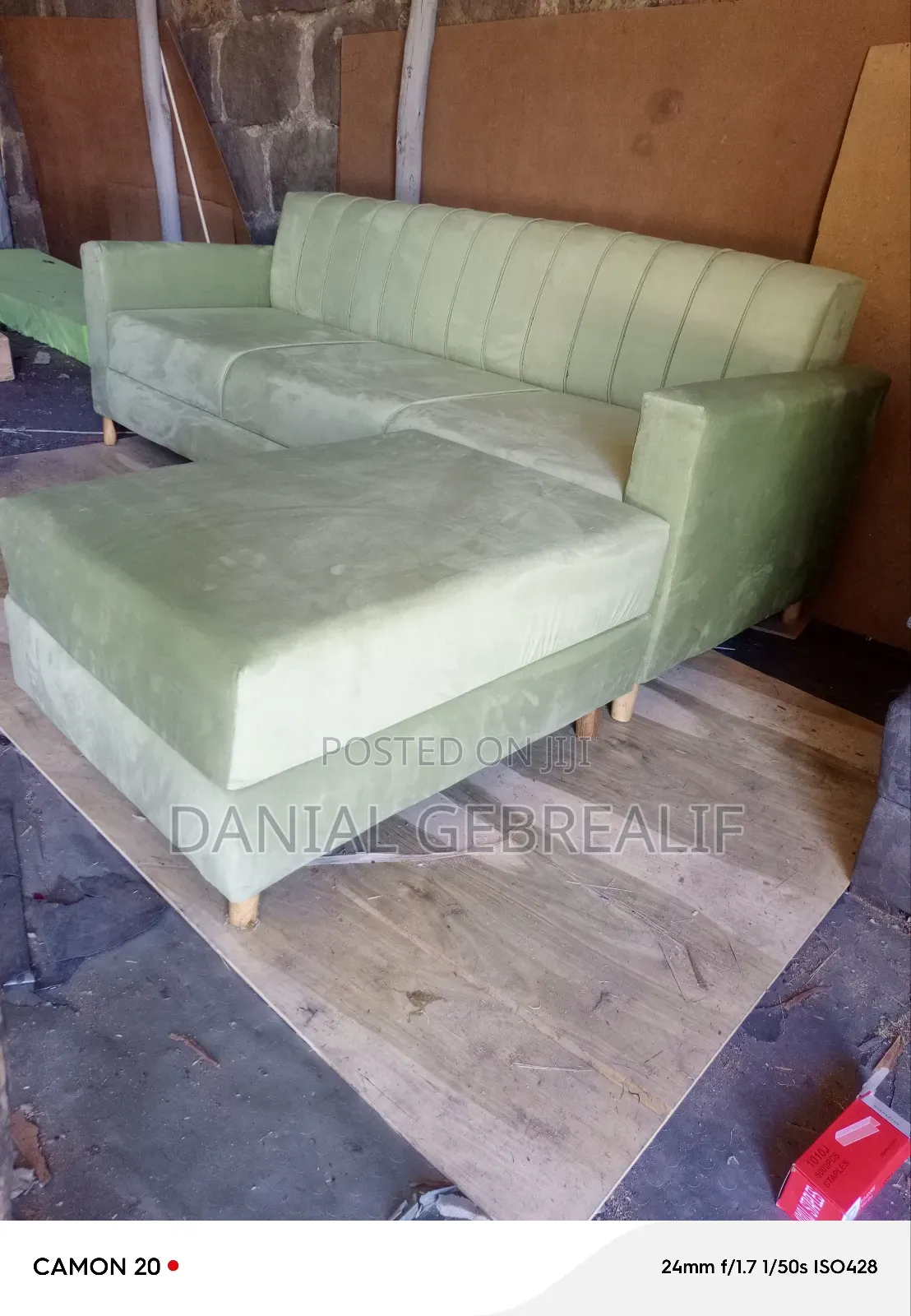 Sofa Code 4063