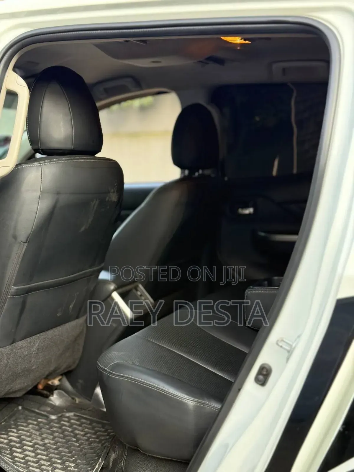 Mitsubishi L200 2022 White