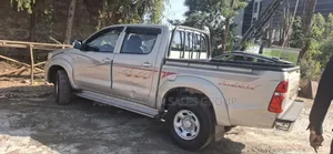 Toyota Hilux 2014 Purple