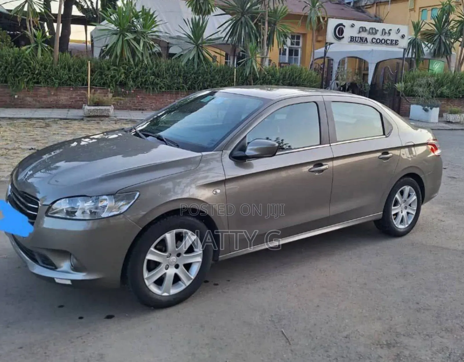 Peugeot 301 2016 Brown