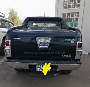 Toyota Hilux 2014 Black