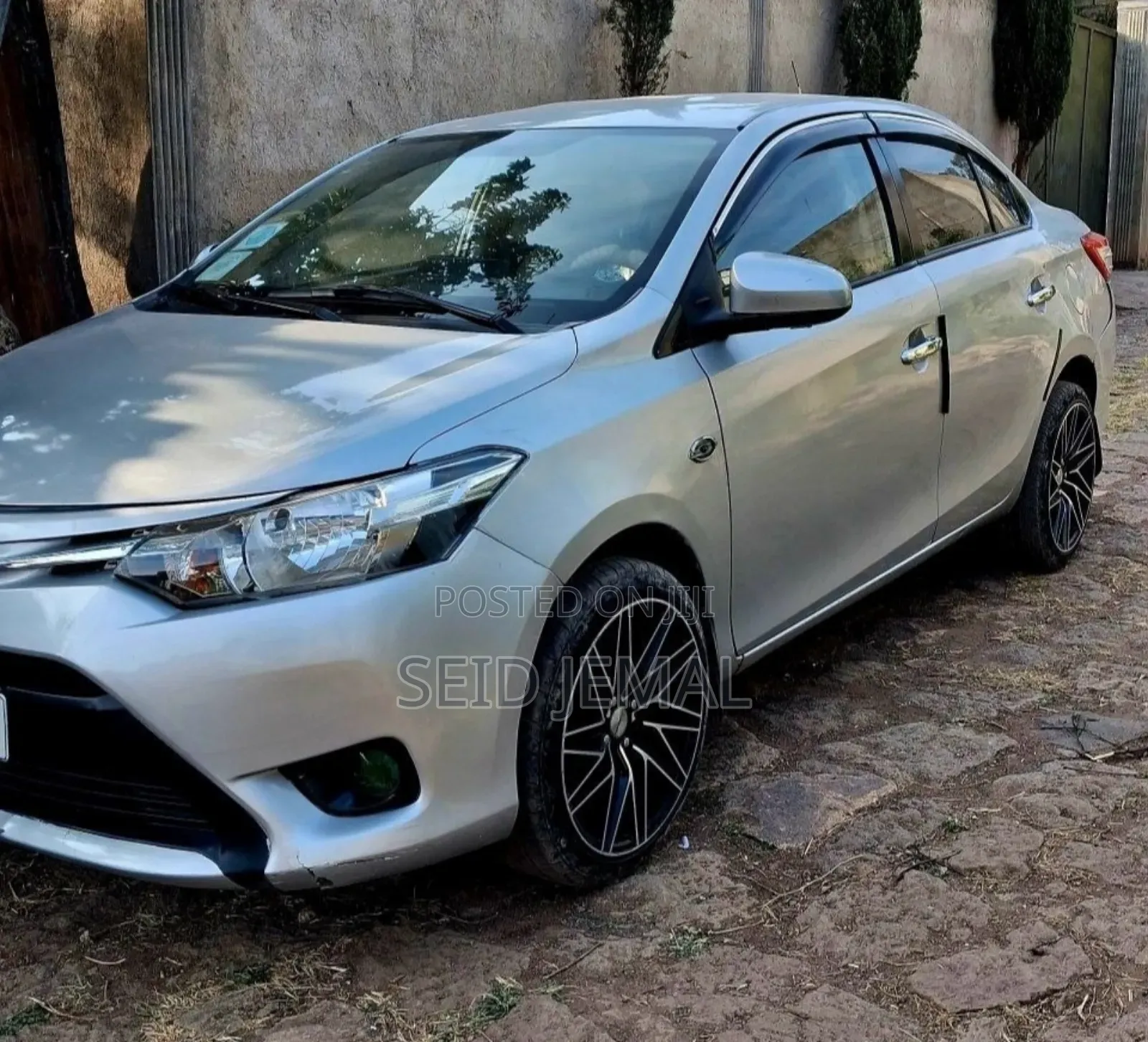 Toyota Yaris 2014 Silver