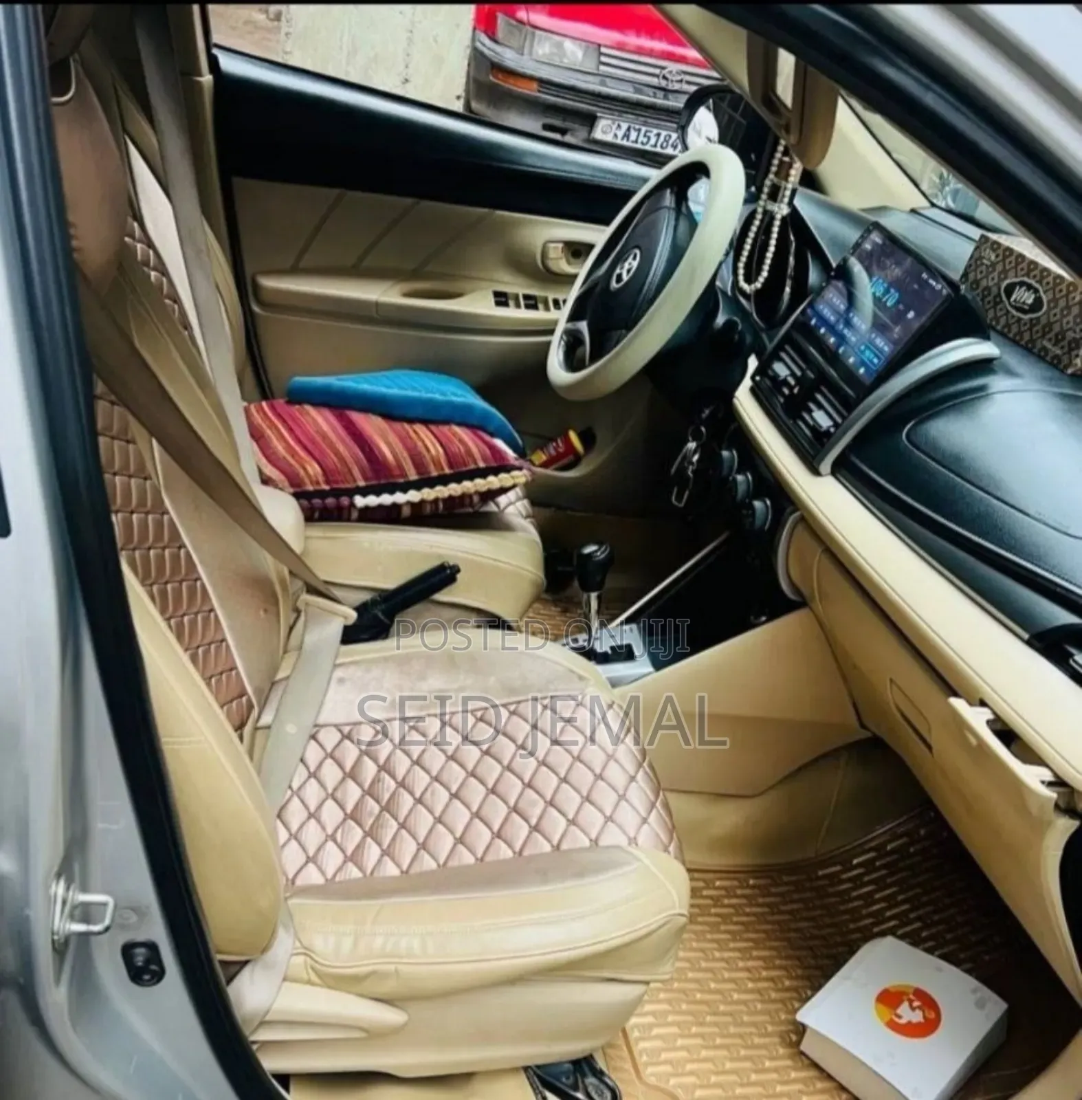 Toyota Yaris 2014 Silver