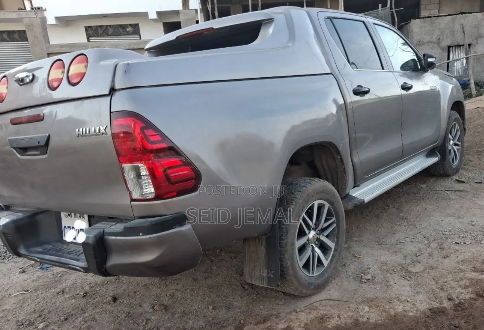 Toyota Hilux 2019 Gray