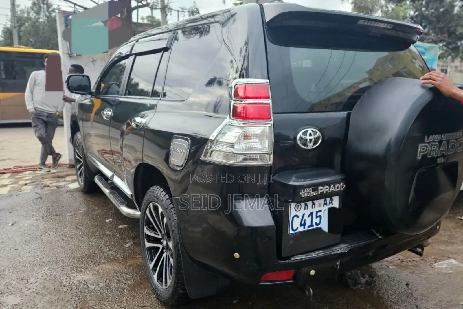 Toyota Land Cruiser Prado 2011 Black