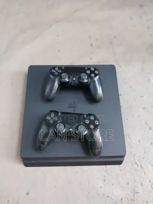 የገለገለ Playstation 4 አለን