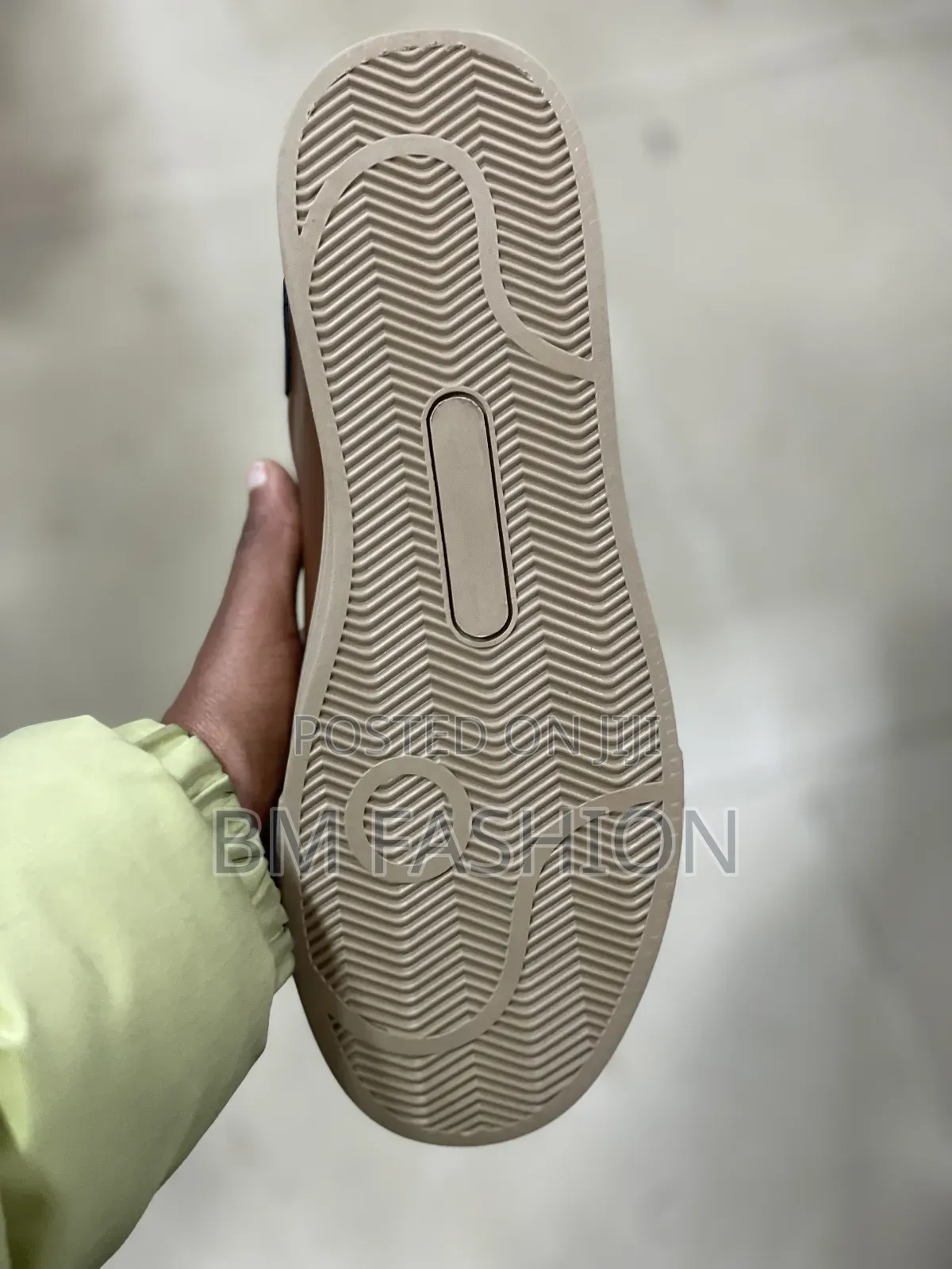 100% Original Calvin Klein - The Perfect Minimalist Design