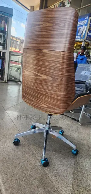 Quality Managerial Chair